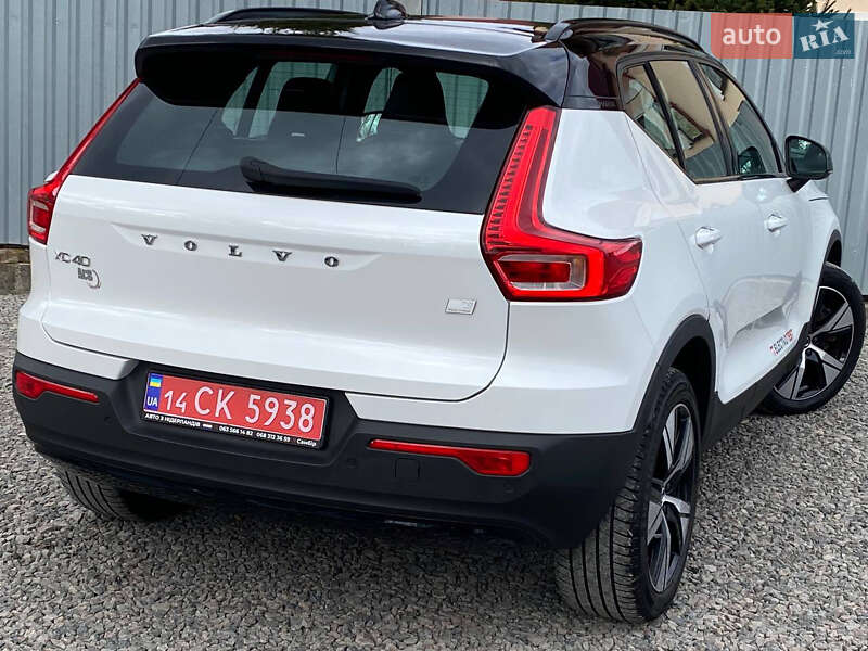 Внедорожник / Кроссовер Volvo XC40 2021 в Самборе