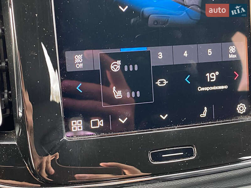 Внедорожник / Кроссовер Volvo XC40 2021 в Самборе