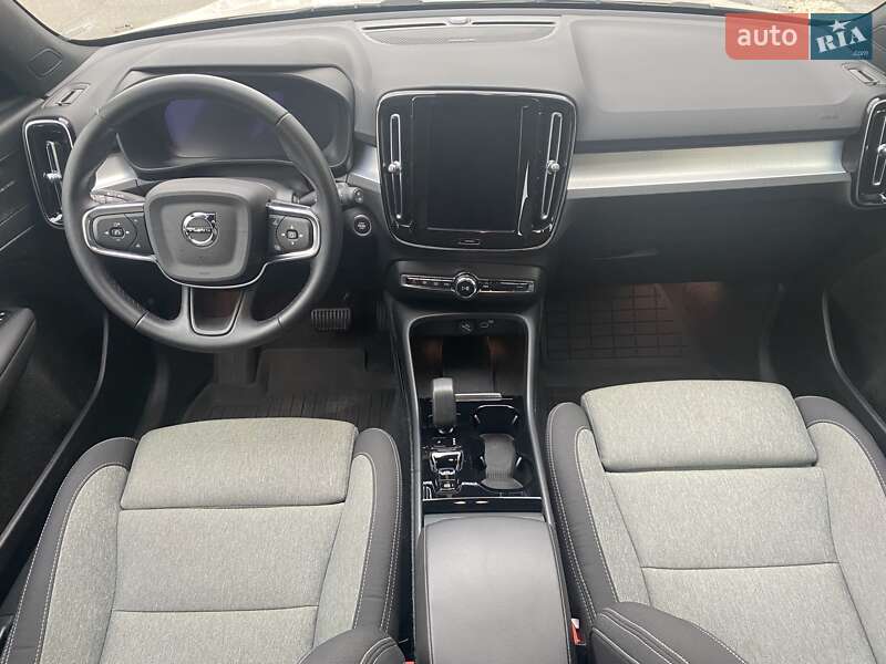 Позашляховик / Кросовер Volvo XC40 2024 в Києві фото 21 Позашляховик / Кросовер Volvo XC40 2024 в Києві