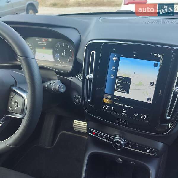 Внедорожник / Кроссовер Volvo XC40 2020 в Днепре фото 15 Внедорожник / Кроссовер Volvo XC40 2020 в Днепре