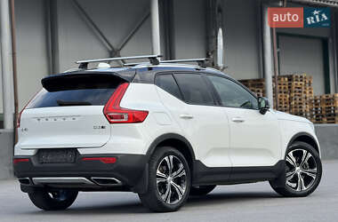 Позашляховик / Кросовер Volvo XC40 2018 в  фото 15 Позашляховик / Кросовер Volvo XC40 2018 в
