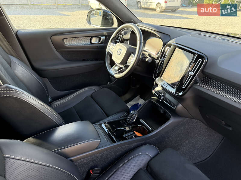 Внедорожник / Кроссовер Volvo XC40 2020 в Коломые