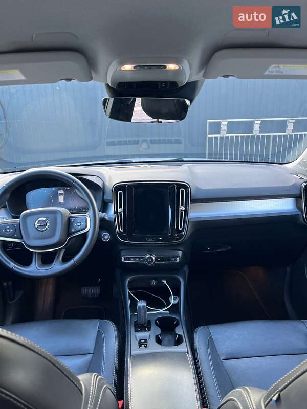 Внедорожник / Кроссовер Volvo XC40 2020 в Ивано-Франковске