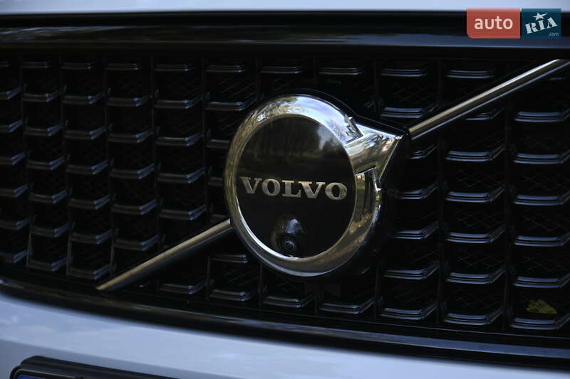 Позашляховик / Кросовер Volvo XC40 2024 в Бердичеві