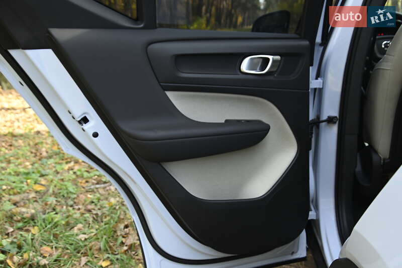 Позашляховик / Кросовер Volvo XC40 2024 в Бердичеві