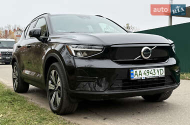 Внедорожник / Кроссовер Volvo XC40 2023 в Киеве