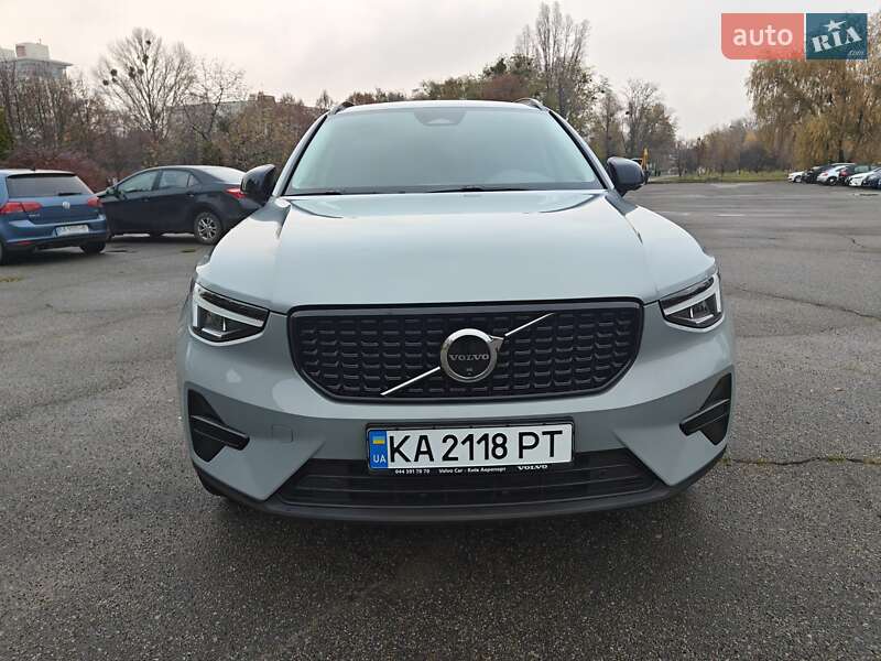 Позашляховик / Кросовер Volvo XC40 2025 в Києві