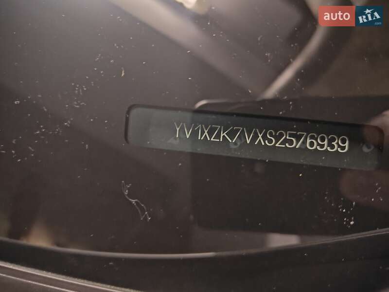 Позашляховик / Кросовер Volvo XC40 2025 в Києві