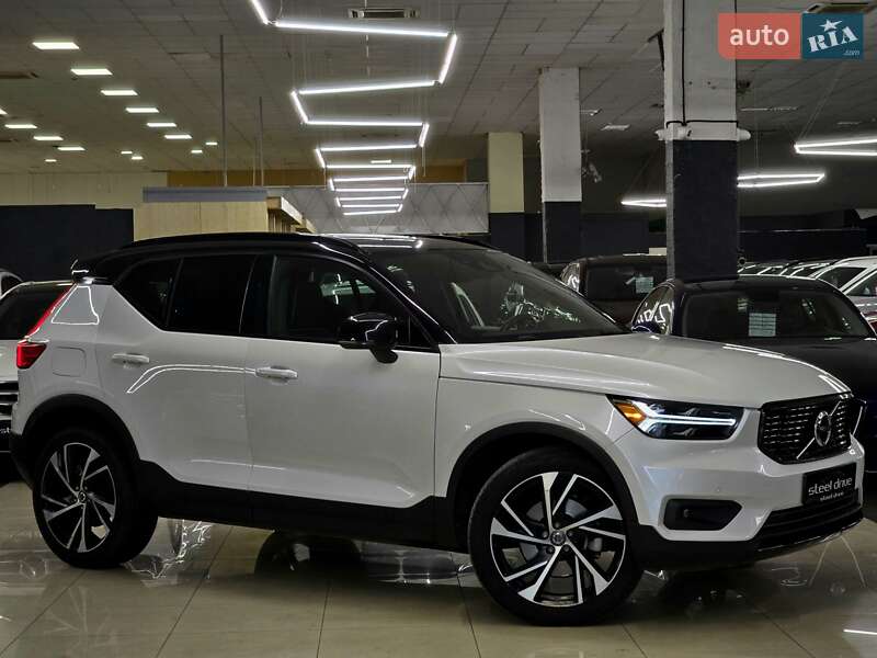 Volvo XC40 2019