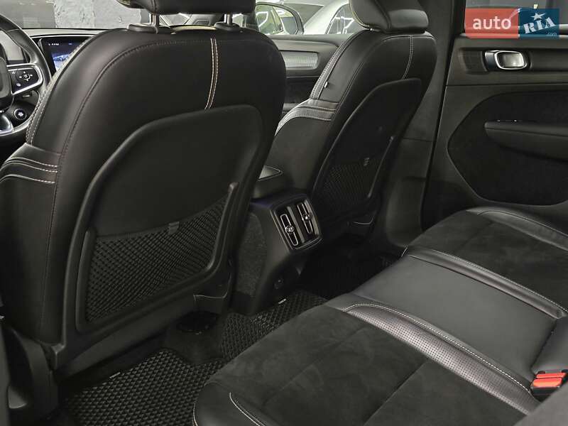 Позашляховик / Кросовер Volvo XC40 2019 в Миколаєві