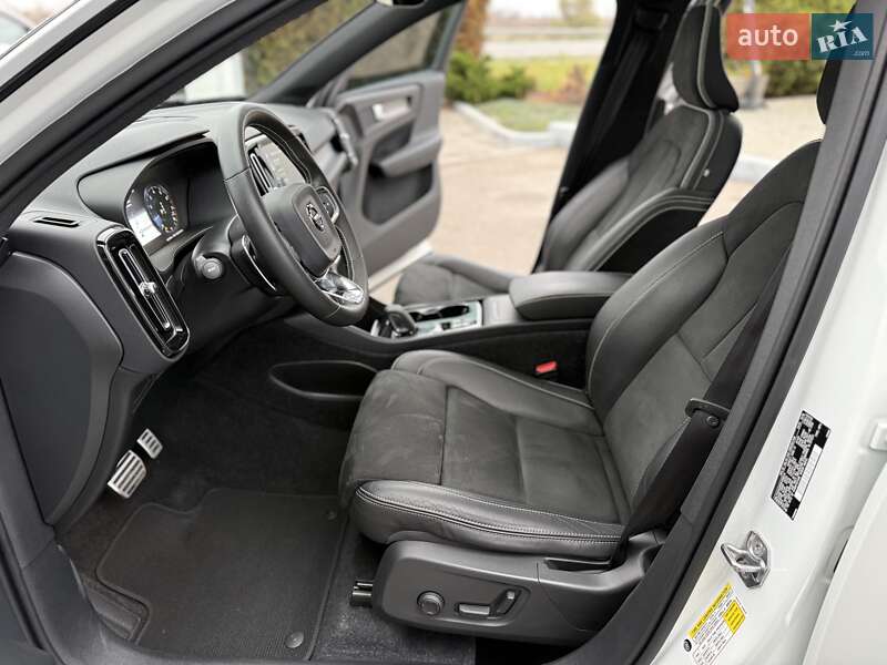 Внедорожник / Кроссовер Volvo XC40 2019 в Днепре фото 24 Внедорожник / Кроссовер Volvo XC40 2019 в Днепре