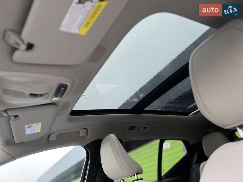 Внедорожник / Кроссовер Volvo XC40 2018 в Киеве