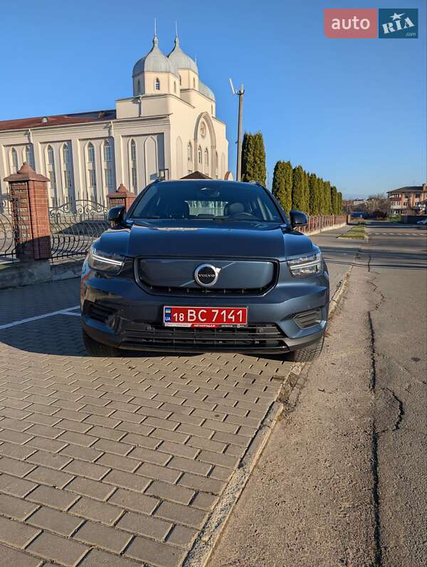Внедорожник / Кроссовер Volvo XC40 2021 в Ровно