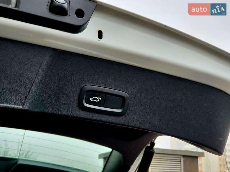 Позашляховик / Кросовер Volvo XC40 2019 в Києві