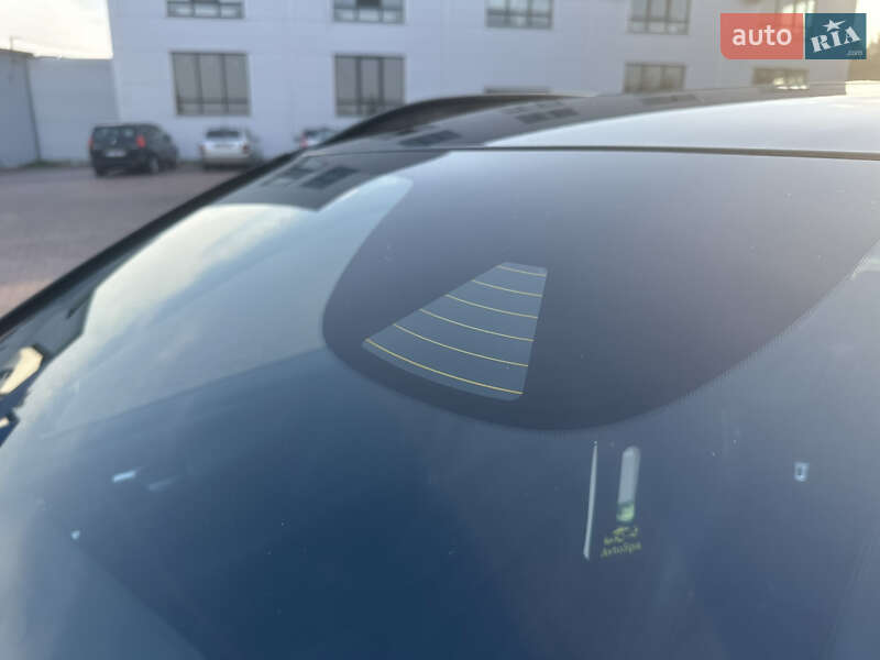 Внедорожник / Кроссовер Volvo XC40 2019 в Ровно