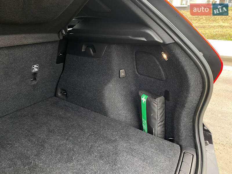 Внедорожник / Кроссовер Volvo XC40 2023 в Ровно фото 52 Внедорожник / Кроссовер Volvo XC40 2023 в Ровно