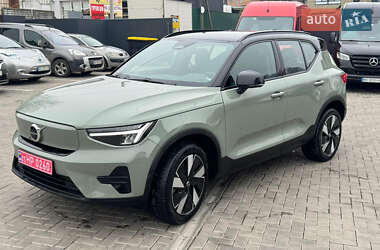Позашляховик / Кросовер Volvo XC40 2023 в Рівному