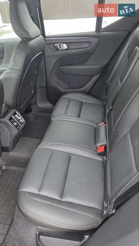 Позашляховик / Кросовер Volvo XC40 2024 в Самборі