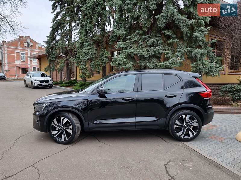 Внедорожник / Кроссовер Volvo XC40 2024 в Полтаве фото 3 Внедорожник / Кроссовер Volvo XC40 2024 в Полтаве