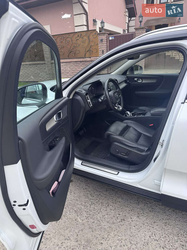 Позашляховик / Кросовер Volvo XC40 2018 в Києві