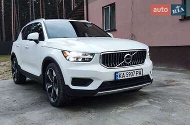 Позашляховик / Кросовер Volvo XC40 2019 в Києві