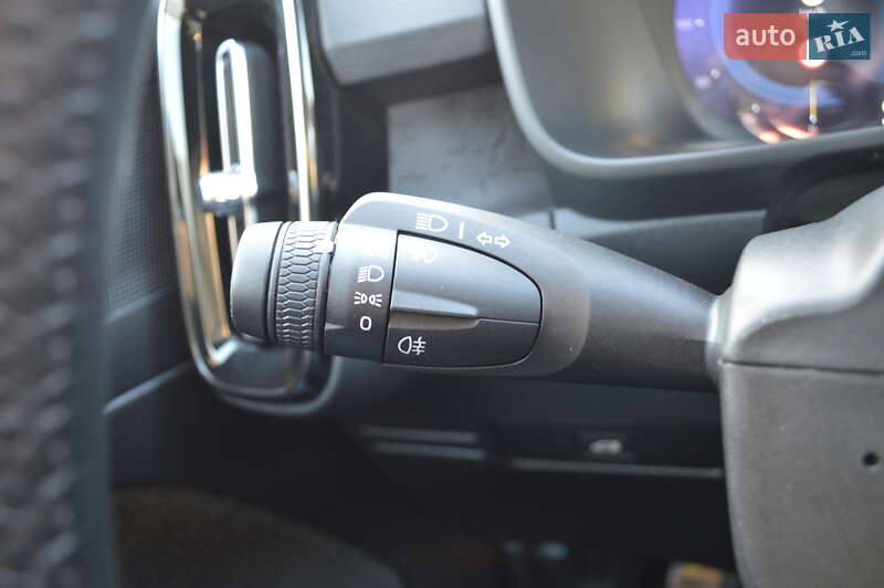 Позашляховик / Кросовер Volvo XC40 2023 в Одесі