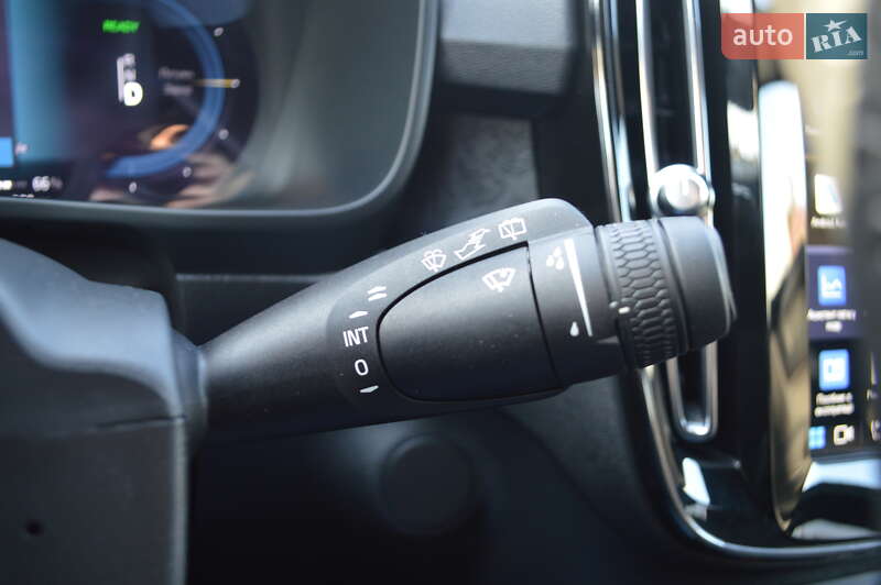 Позашляховик / Кросовер Volvo XC40 2023 в Одесі