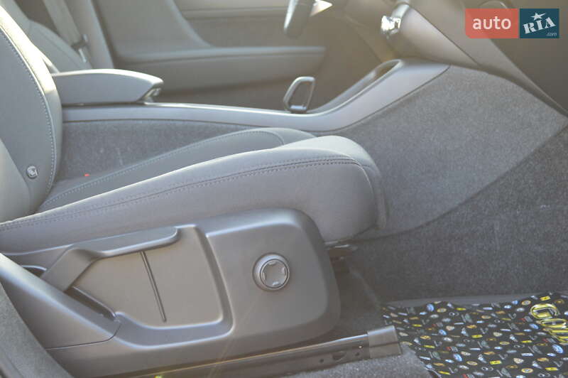 Позашляховик / Кросовер Volvo XC40 2023 в Одесі