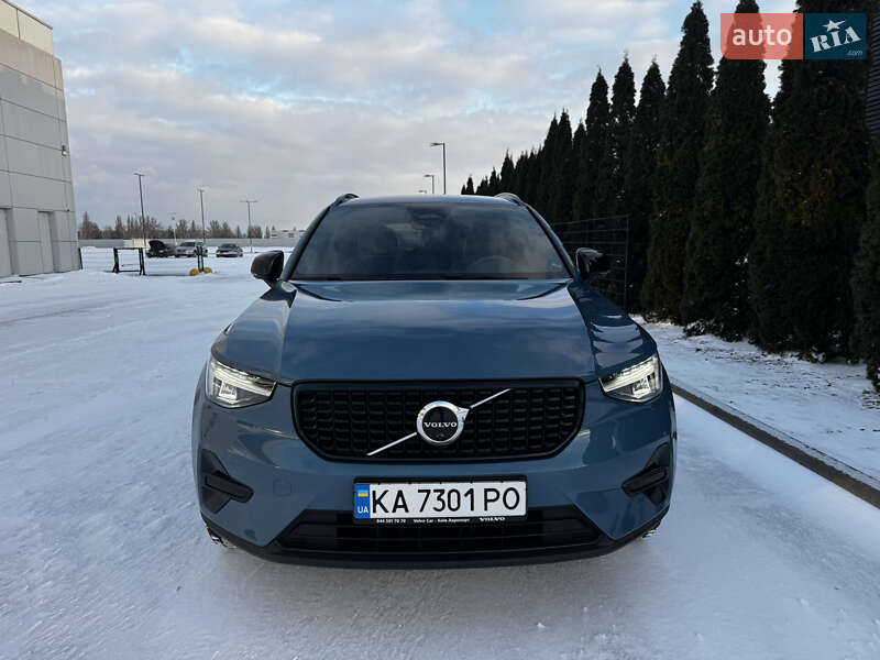 Внедорожник / Кроссовер Volvo XC40 2022 в Киеве фото 3 Внедорожник / Кроссовер Volvo XC40 2022 в Киеве