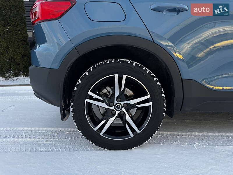 Внедорожник / Кроссовер Volvo XC40 2022 в Киеве фото 10 Внедорожник / Кроссовер Volvo XC40 2022 в Киеве