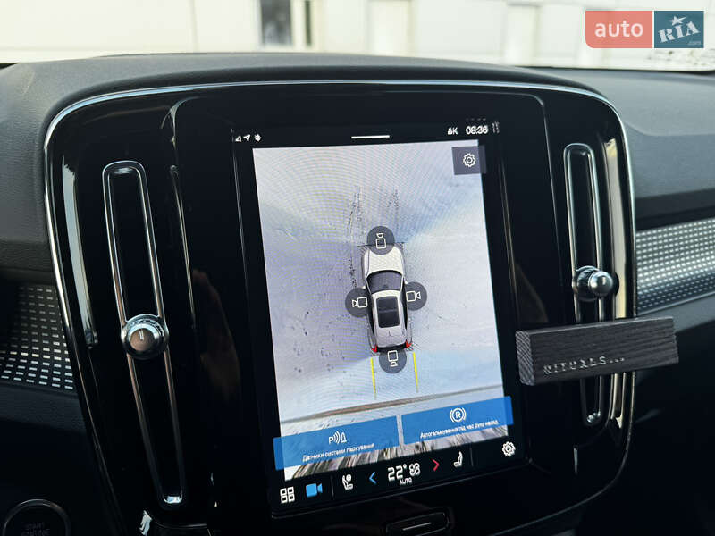 Внедорожник / Кроссовер Volvo XC40 2022 в Киеве фото 34 Внедорожник / Кроссовер Volvo XC40 2022 в Киеве
