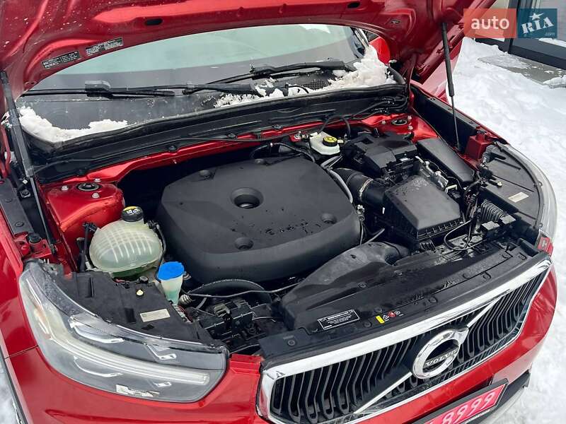 Внедорожник / Кроссовер Volvo XC40 2019 в Луцке