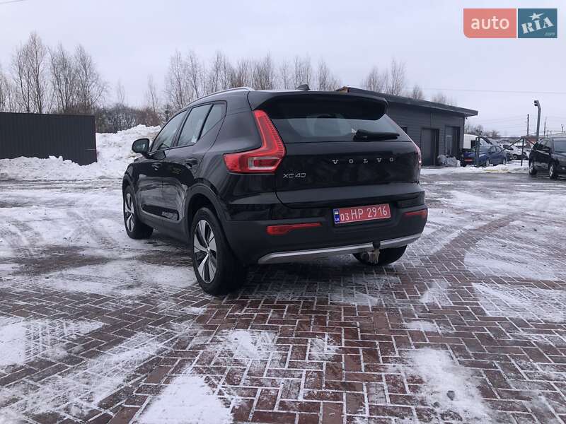 Внедорожник / Кроссовер Volvo XC40 2020 в Ровно