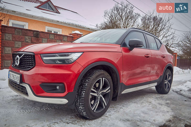 Позашляховик / Кросовер Volvo XC40 2020 в Славуті