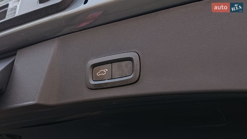 Внедорожник / Кроссовер Volvo XC40 2018 в Луцке