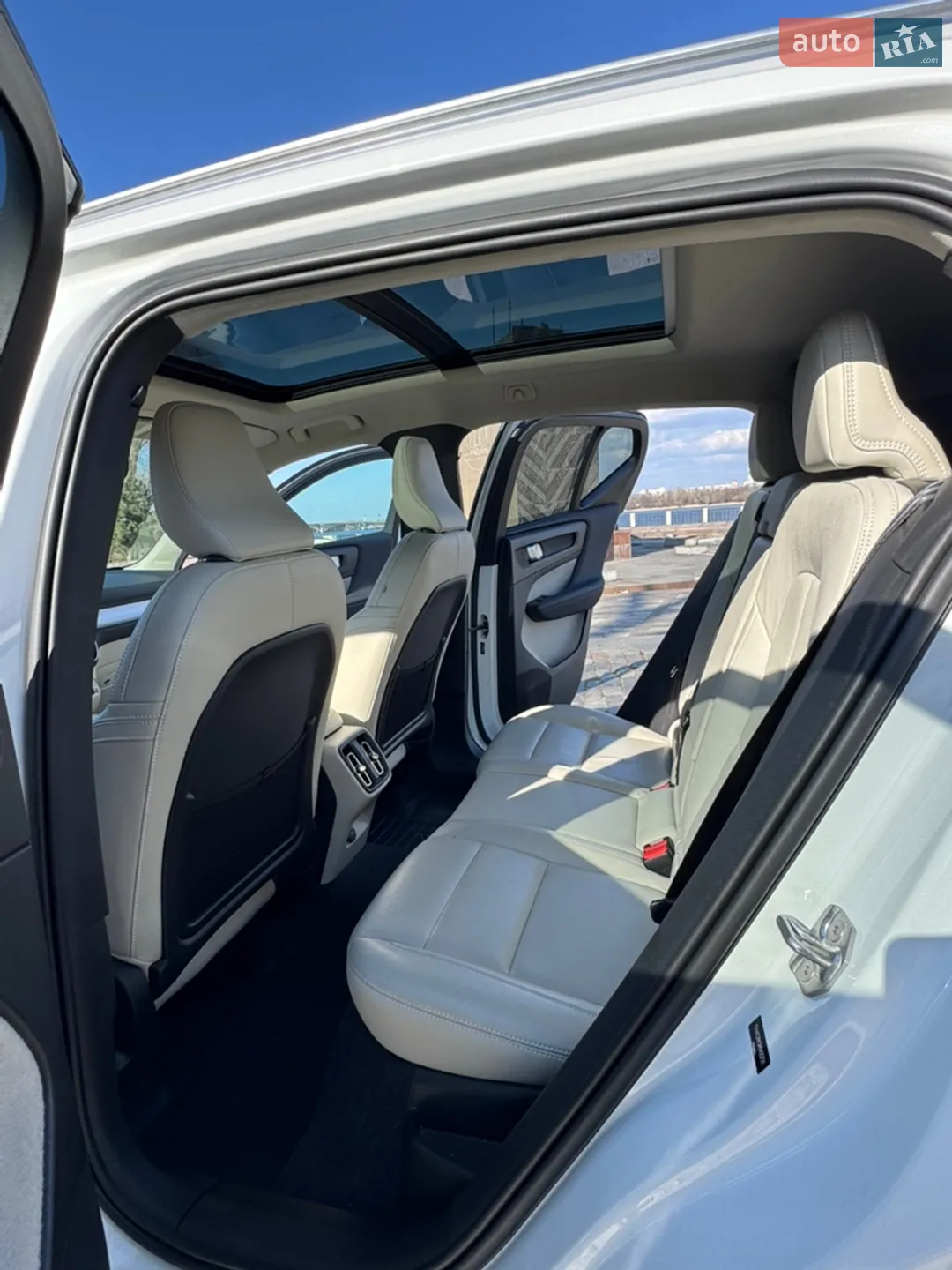 2020 Volvo XC40 - мініатюра 53