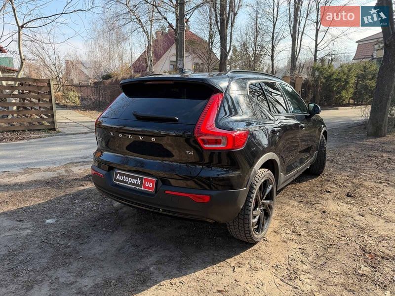 Позашляховик / Кросовер Volvo XC40 2022 в Києві фото 7 Позашляховик / Кросовер Volvo XC40 2022 в Києві