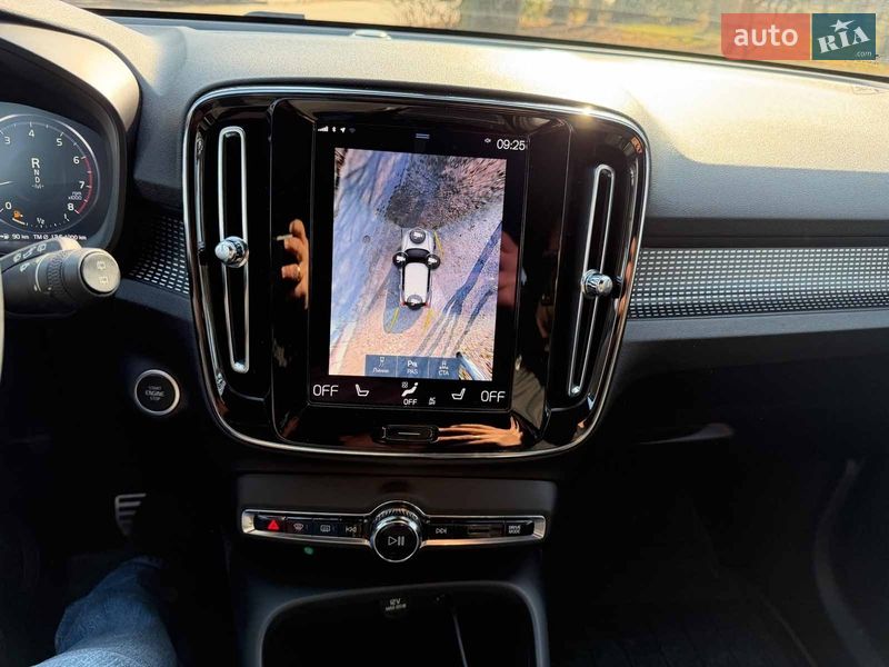Позашляховик / Кросовер Volvo XC40 2022 в Києві фото 18 Позашляховик / Кросовер Volvo XC40 2022 в Києві