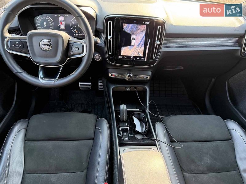 Позашляховик / Кросовер Volvo XC40 2022 в Києві фото 22 Позашляховик / Кросовер Volvo XC40 2022 в Києві