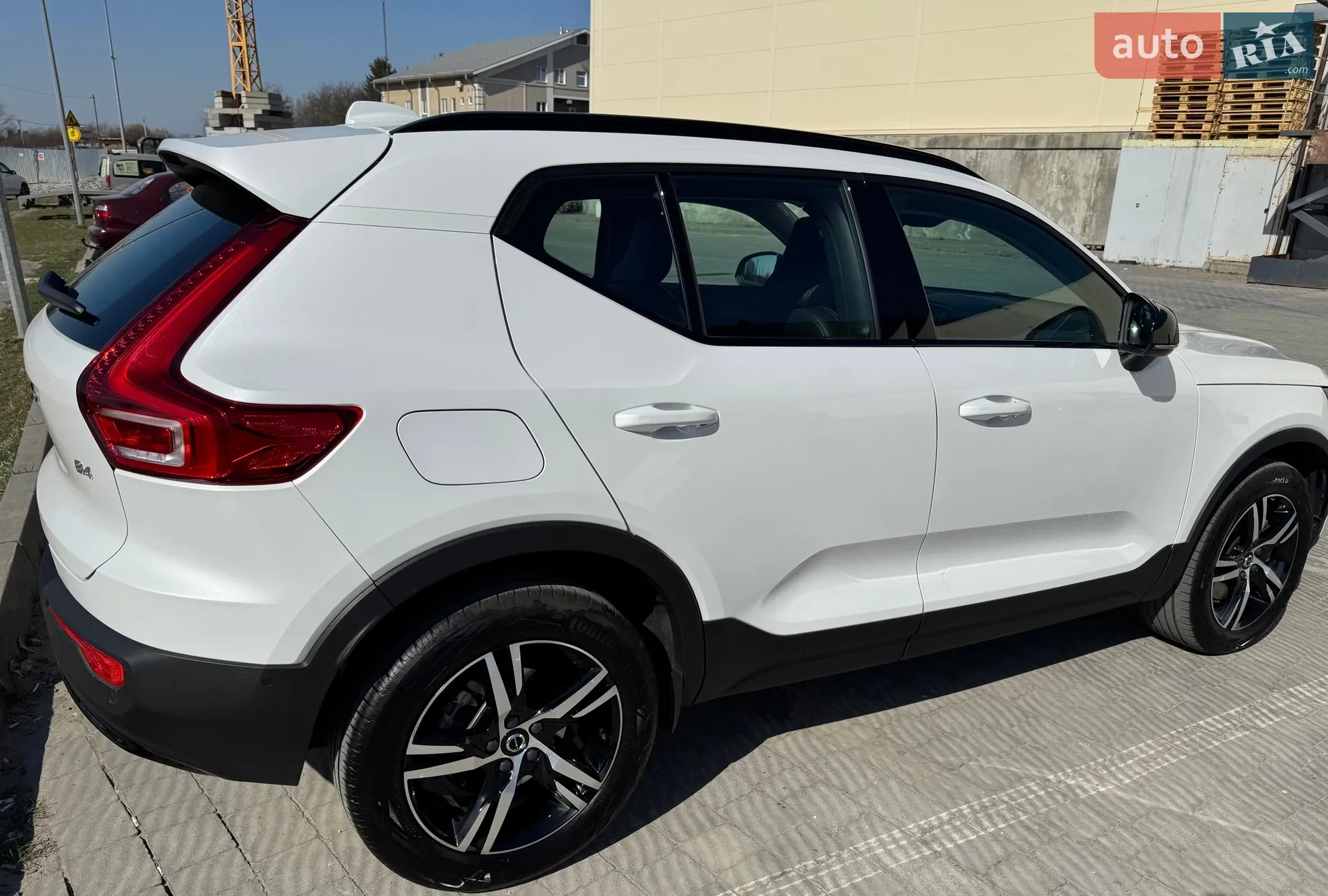 2024 Volvo XC40 - мініатюра 9