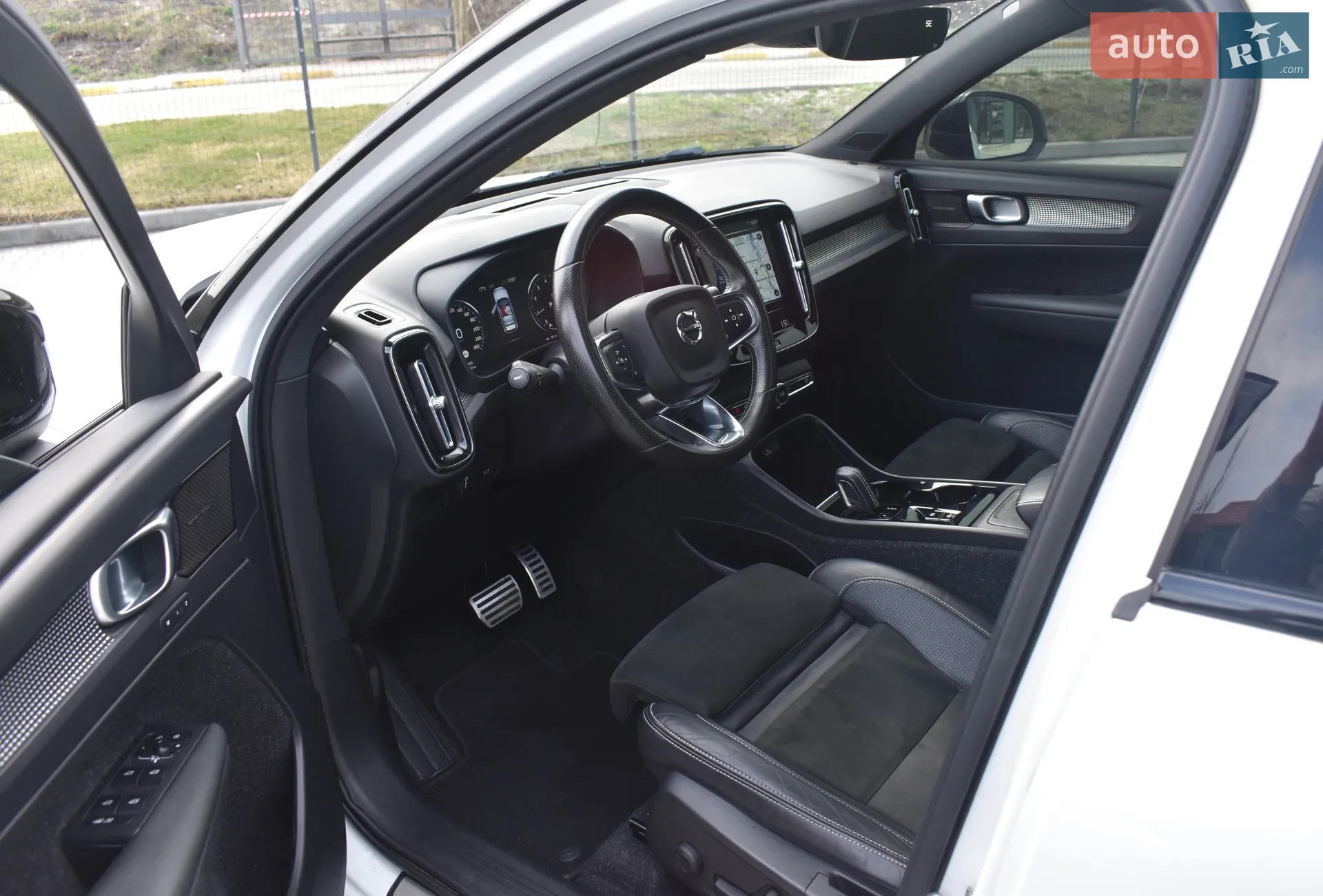 2020 Volvo XC40 - мініатюра 3