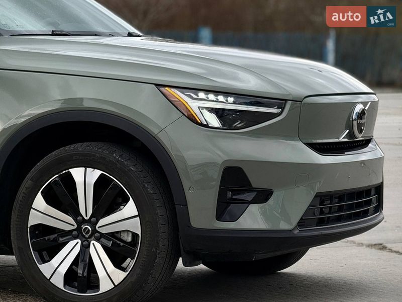 Позашляховик / Кросовер Volvo XC40 2023 в Чернівцях фото 9 Позашляховик / Кросовер Volvo XC40 2023 в Чернівцях