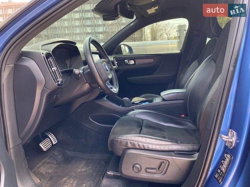 Внедорожник / Кроссовер Volvo XC40 2018 в Киеве фото 17 Внедорожник / Кроссовер Volvo XC40 2018 в Киеве