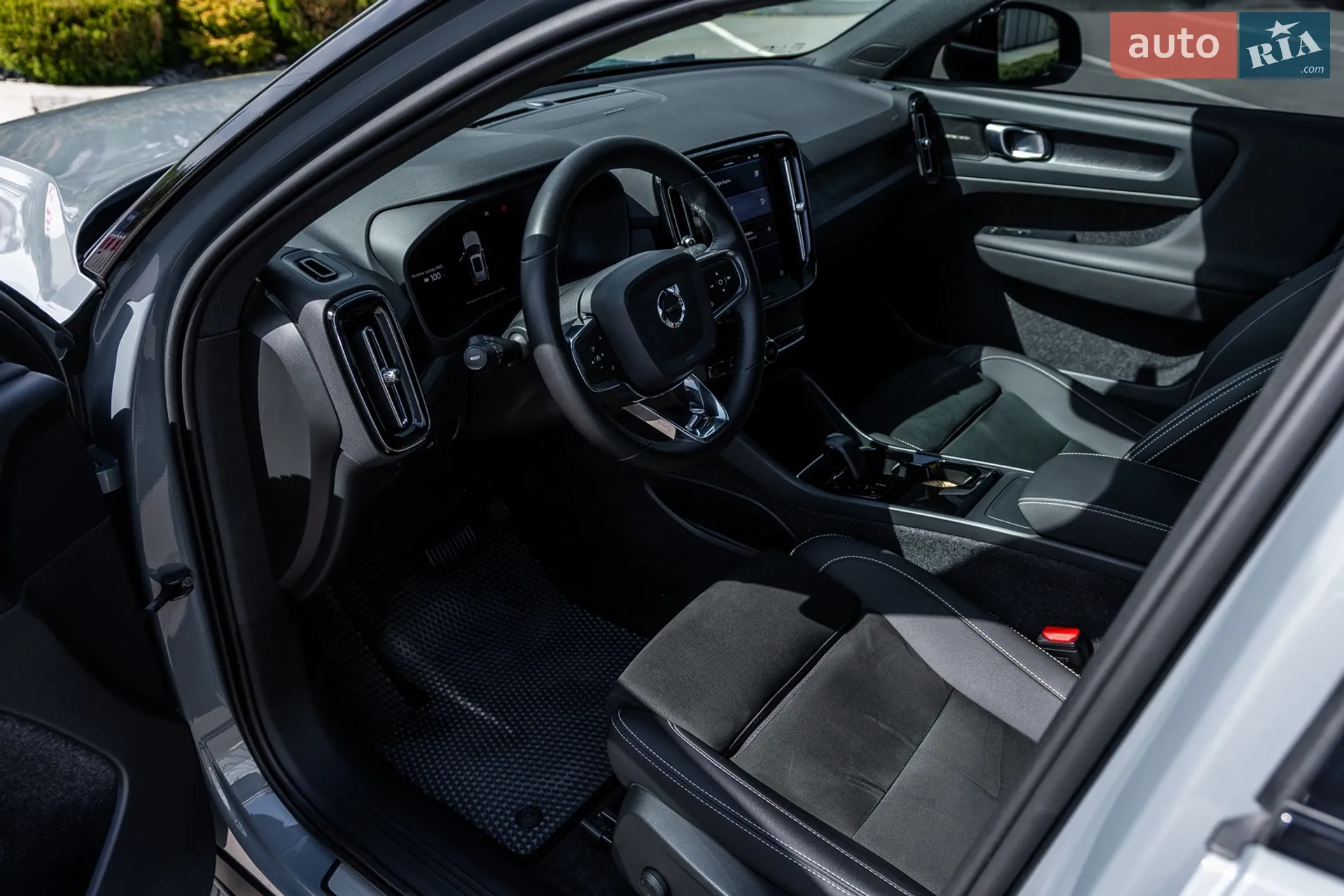 2022 Volvo XC40 - мініатюра 13