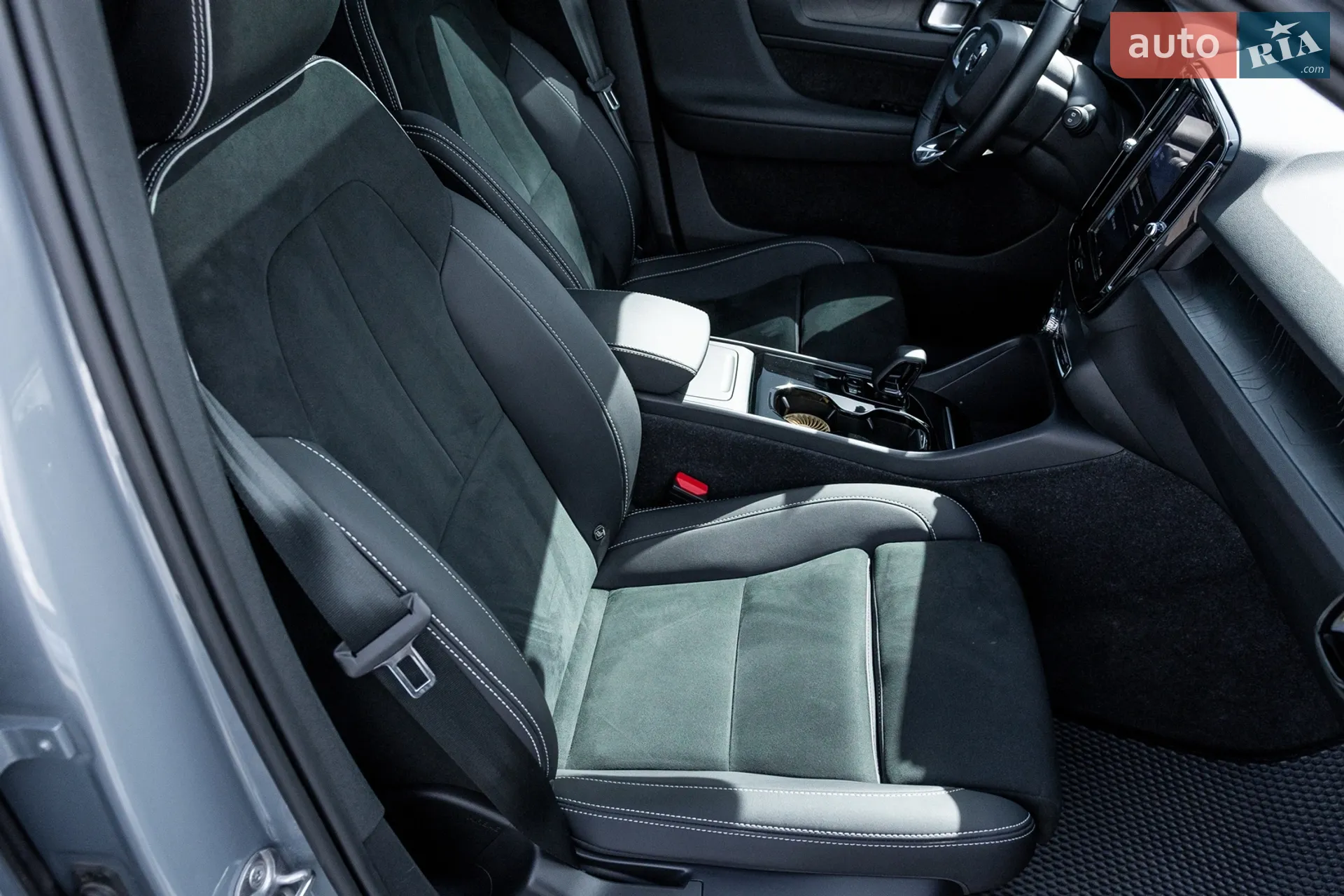 2022 Volvo XC40 - мініатюра 24
