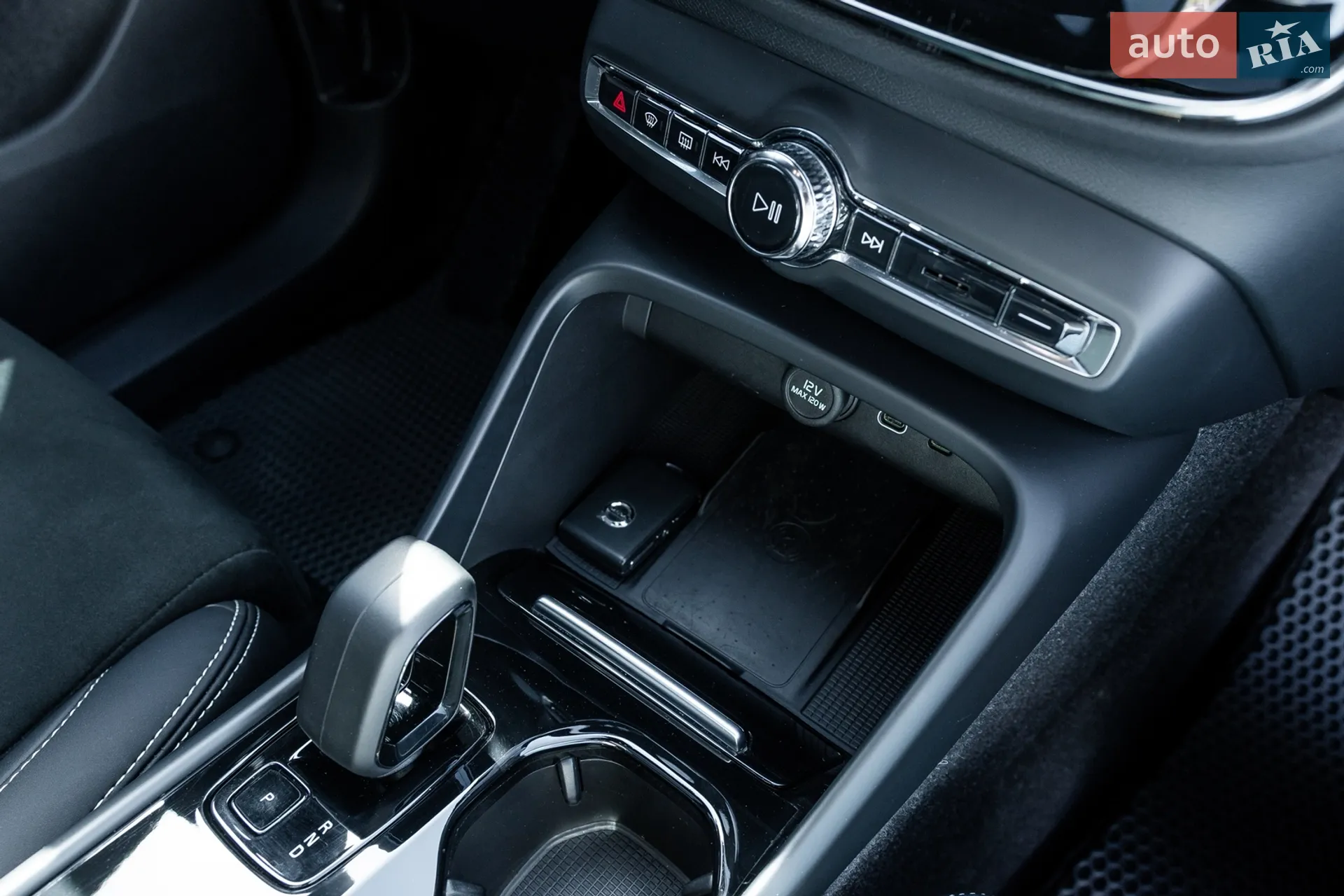 2022 Volvo XC40 - мініатюра 25