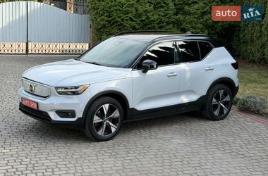 Внедорожник / Кроссовер Volvo XC40 2021 в Ровно