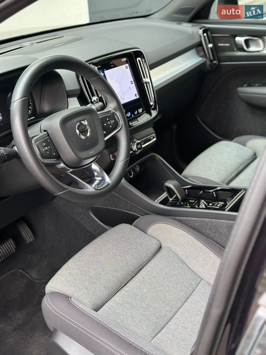 2023 Volvo XC40 - мініатюра 27