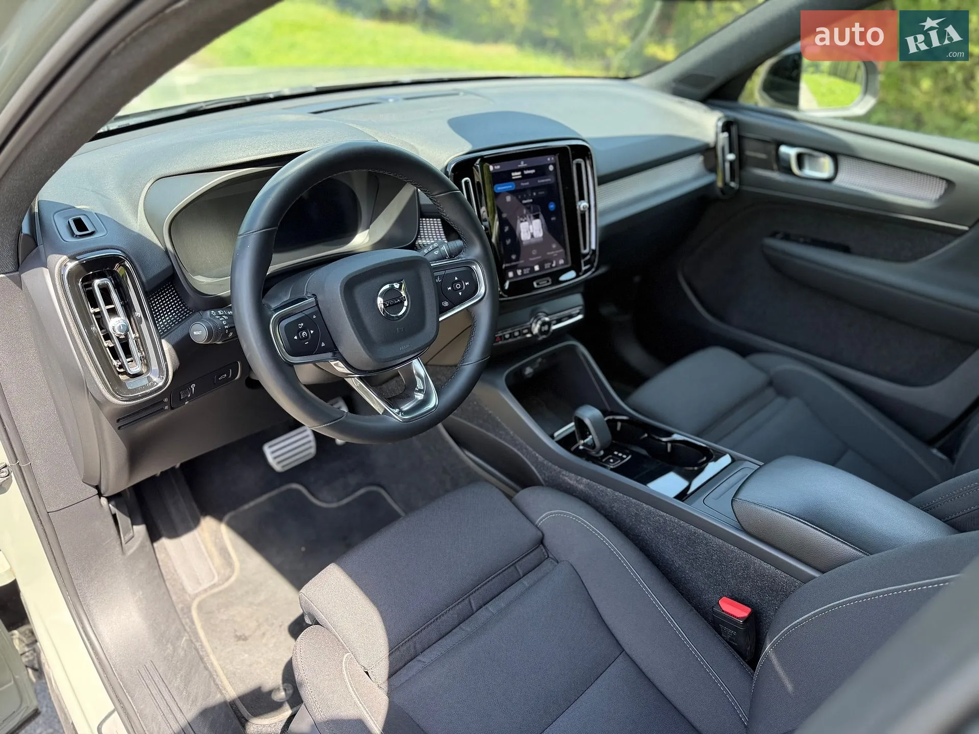 2021 Volvo XC40 - мініатюра 21