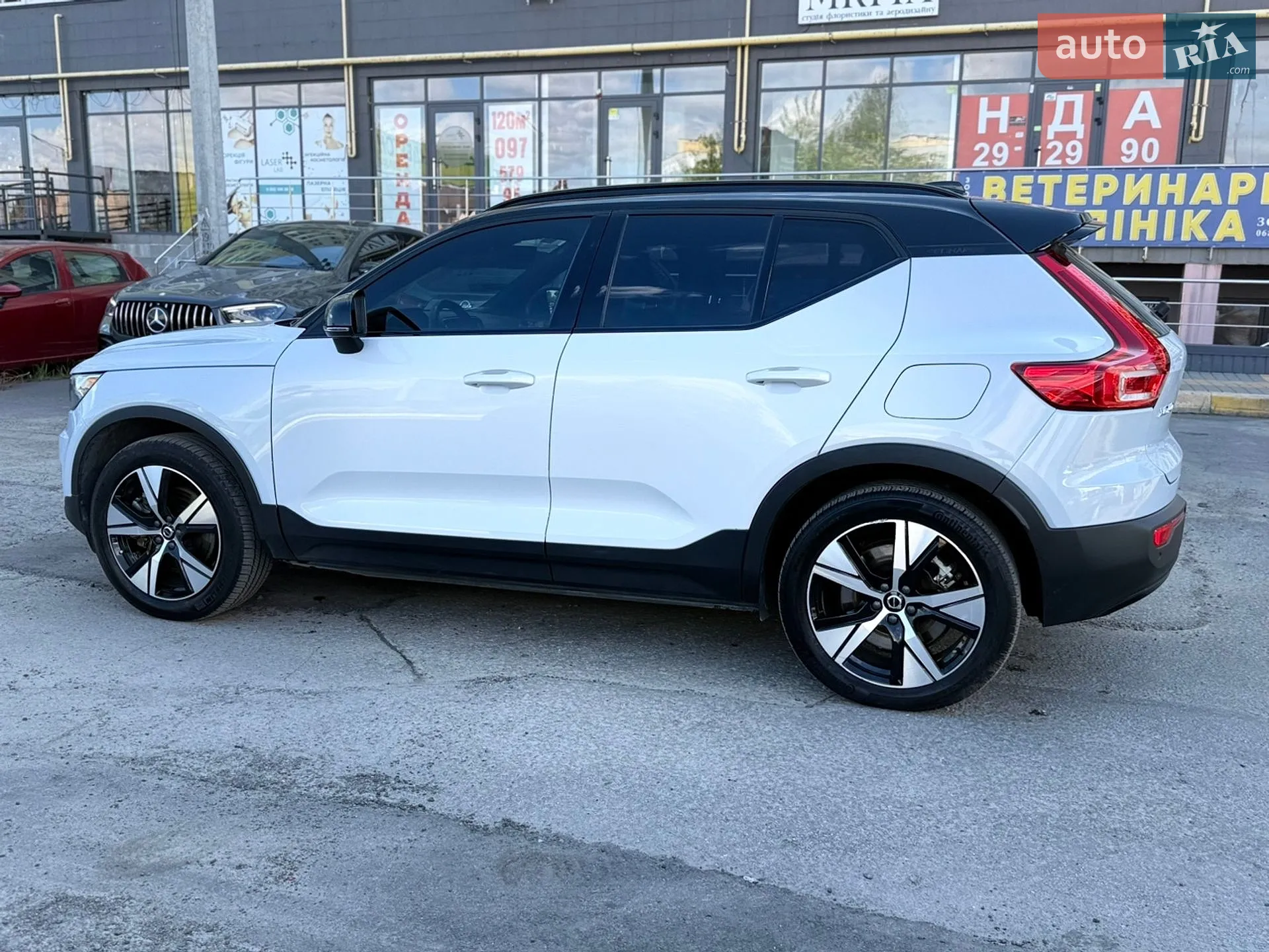 2021 Volvo XC40 - мініатюра 5